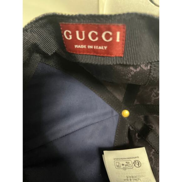 Gucci Monogram Baseball Hat with Stripe - Picture 8 of 8